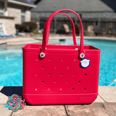 https://www.shabbychicec.com/cdn/shop/files/original-bogg-bag-off-to-the-races-red-shabby-chic-boutique-and-tanning-salon-30906710720594_400x.png?v=1702610742