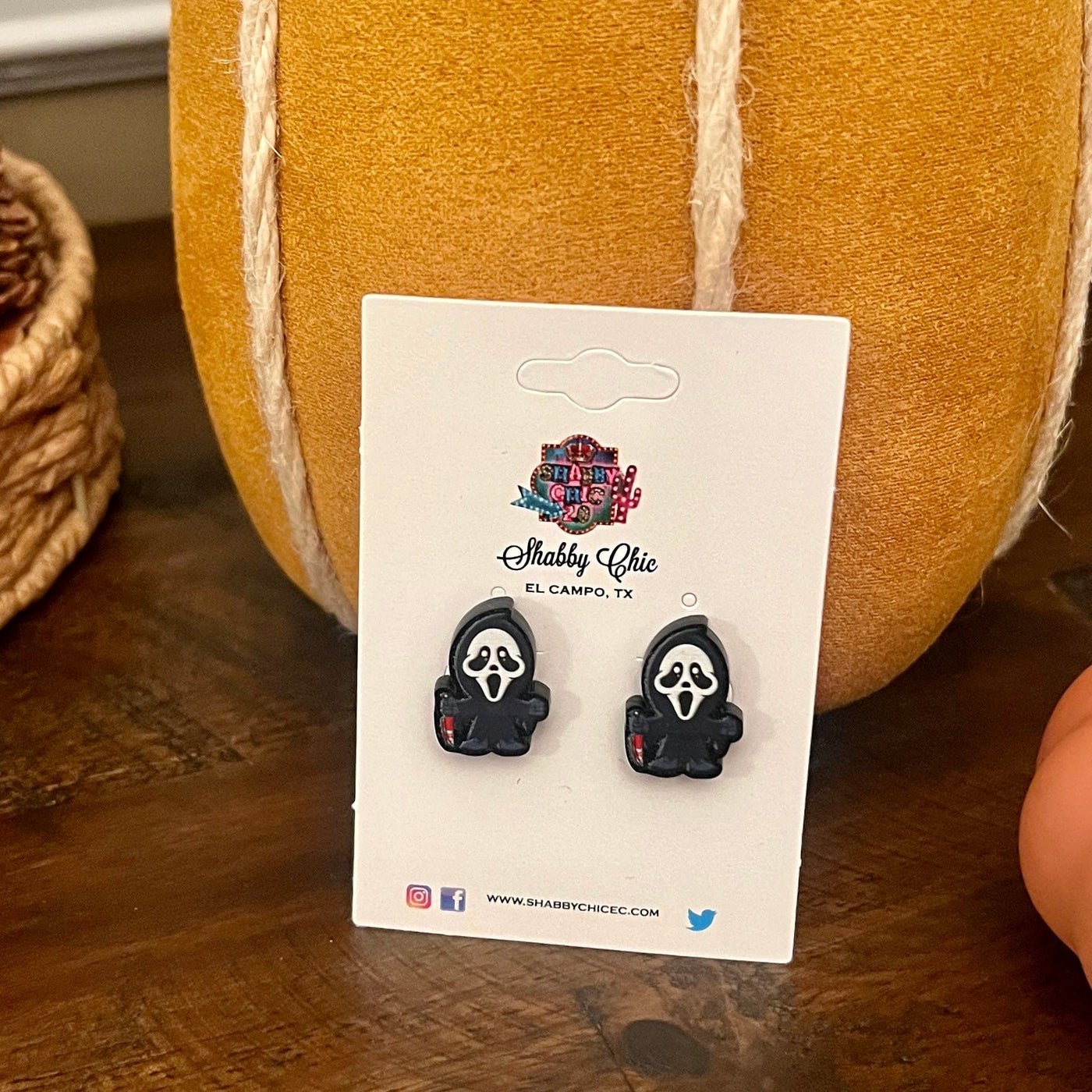 Scream Earrings Shabby Chic Boutique and Tanning Salon